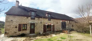 Image of Charming Lotoise residence with swimming pool