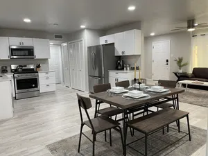 Image of Holiday Ready Cozy Home 3BR\/2BA near shopping hospitals and more