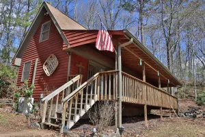 Image of Cardinal Ridge! Cozy cabin in the Smokies!
