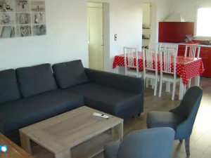 Image of Modern house for 6, near beach, with WIFI and pets allowed