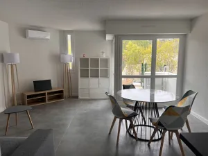 Image of 4-bed apartment in the Alpilles