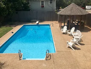 Image of Poolhouse studio, historic neighborhood