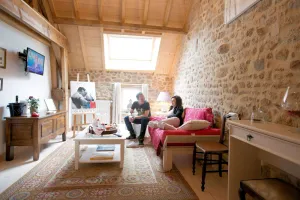 Image of Bed and breakfast LA SUITE MARY CASSAT capacity 2 pers. Lounge and herbal tea room.