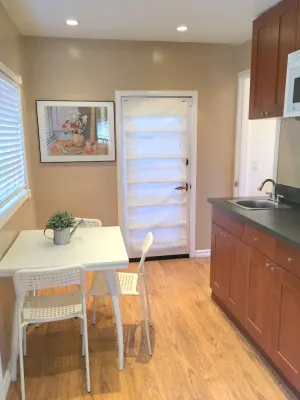 Image of Newly remodeled Ocean Hideaway in Downtown Carmel - Travel nurses welcome!