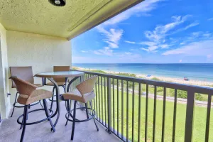 Image of Land's End #405 building 11 - Beach Front