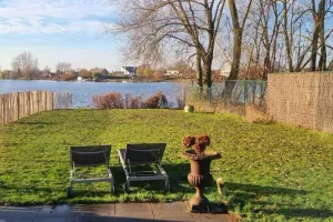 Image of Cozy house at the lake