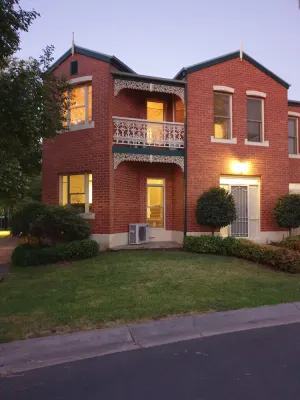 Image of Sophisticated Elegance at the Gardens