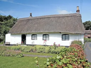 Image of Childe Of Hale Cottage - 27896