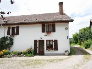 Image of Family-Friendly Countryside Cottage with Modern Amenities, Near Thermal Baths and Nature Spots