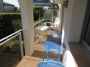Image of Royan : T2 cosy avec terrasse, proche plage et commerces, parking privé - FR-1-71-63