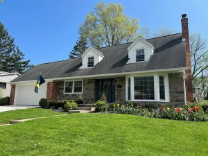 Image of Fantastic 4-Bedroom Family Home - Short Walk to Michigan Stadium