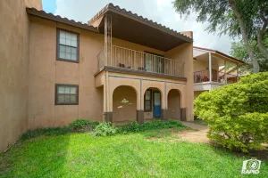 Image of Lovely 2-BD in a Great Location