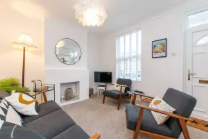 Image of Coal Miners Cottage - Moments To Seafront & Town
