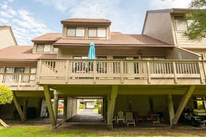 Image of Heron Marsh 86 in Litchfield By the Sea, steps away from the pool and beach