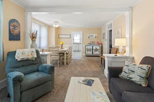Image of Adorable pet friendly 2 bedroom in Cape May near Rosemans Marina.
