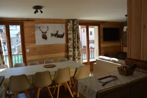 Image of 100 m2 le col des Rochilles \/ 10 people 4 **** in the center of Valloire