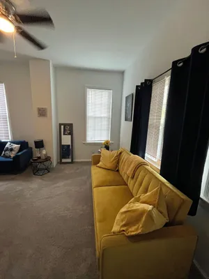 Image of Spacious Hampton Virginia home in the Heart of Downtown.