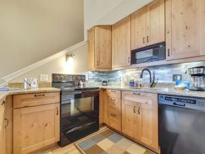 Image of Pet Friendly | Loft Style | 2 Bedroom Condo | Downtown Charlevoix