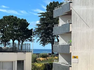 Image of Benodet, beach apartment and restaurants on foot, terrace with sea view