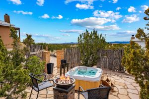 Image of Beautiful Guest House in the Foothills: Fireplace, Hot Tub, Patio, Grill