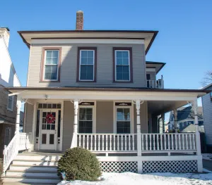 Image of Cozy apartment steps away from Lake Michigan!