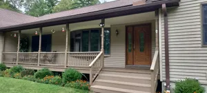 Image of Enjoy our spacious 4 bedroom house with a private pool in a quiet area.