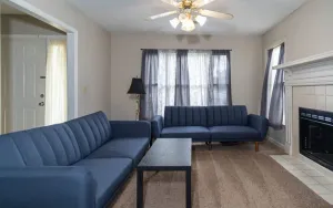 Image of The Parkside Townhome Updated, Smoking Allowed