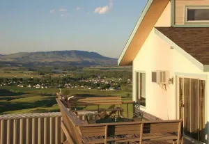 Image of Awesome 1bdrm Apt with incredible Mountain & River Views (see enclosed pics)!!