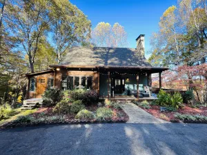 Image of Rest & Relaxation in Remote Cabin on 10 Acres