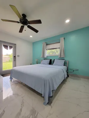 Image of Modern Suite with private entrance