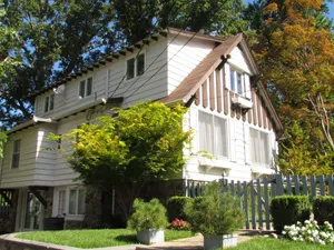 Image of Sparta, NJ - Lakeside Retreat Only An Hour Away From NYC