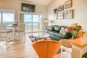 Image of Spectacular Ocean Views! Watch Whale Migrations! Dog Friendly!