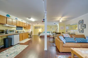 Image of Santa Barbara Large Cozy Studio with Private Patio + AC + TESLA Charger