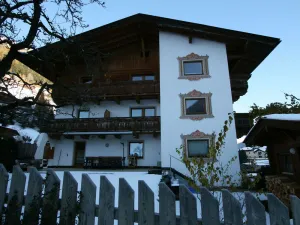 Image of Beautiful apartment for 7 people with WIFI, TV, balcony and parking