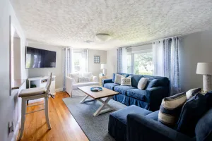 Image of Relaxing Charmer Near Newport ; super cozy, clean & great for groups!