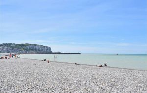 Image of 2 Bedroom Gorgeous Apartment In Mers-Les-Bains