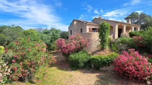 Image of Family villa \"les Asphodèles\" with swimming pool, sea and mountain views