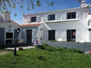 Image of Comfortable House with Garden, Close to Beach and Shops, Noirmoutier-en-l'Île