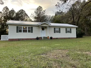 Image of Alabama cabin located in the National Forest, ATV Park, and Beaches!!!