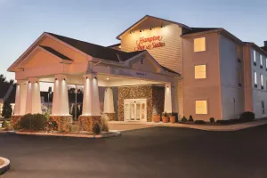 Image of Hampton Inn & Suites Mystic