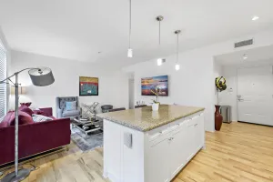 Image of Luxury Spectrum Apartment with Pool & Spa, Gym