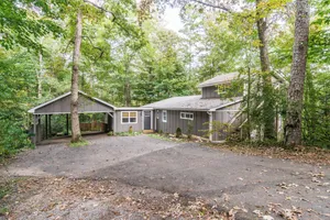 Image of Designer Getaway-Hot Tub, 4 Minutes to Dahlonega