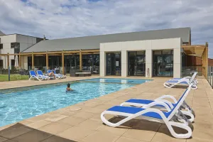 Image of Golf Course Retreat with Pool At Barwon Heads