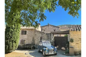 Image of 18th-century Provençal farmhouse, chic and rustic, restored and air-conditioned