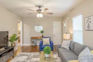 Image of Modern entire house only 5 miles from Truist Park.