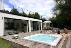 Image of Le Lodge de Mermoz - Saint Andre DE Cubzac