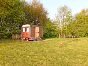 Image of Cozy construction trailer at the Heuerhaus Balkum