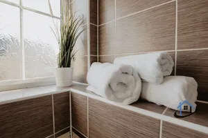 Image of King bed, pets, corporates, parking x2, fast wifi