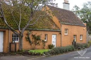 Image of Unique cosy cottage with stunning gardens