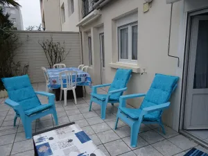 Image of Ground Floor Apartment with Private Garden, Parking, and Close Beach Access in Les Sables-d'Olonne